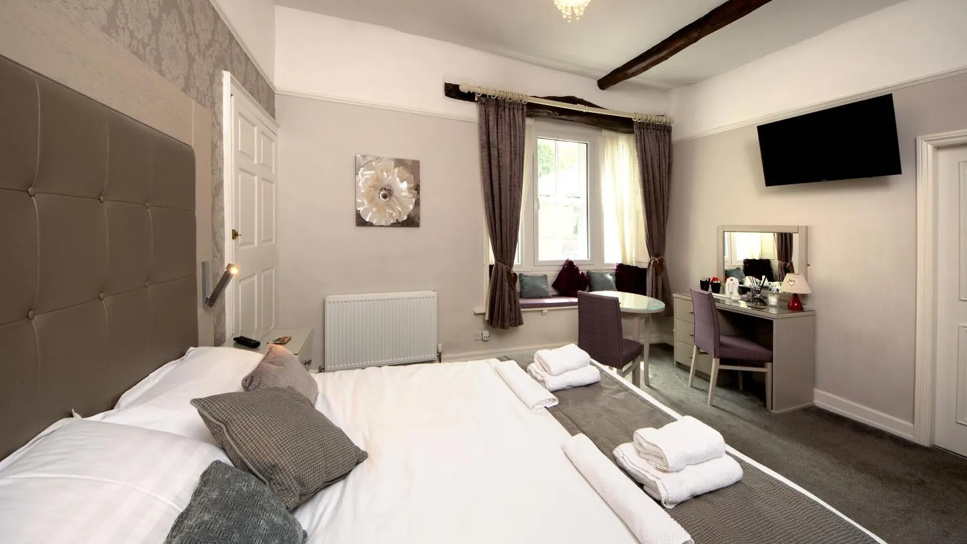 Maypole Inn Settle
