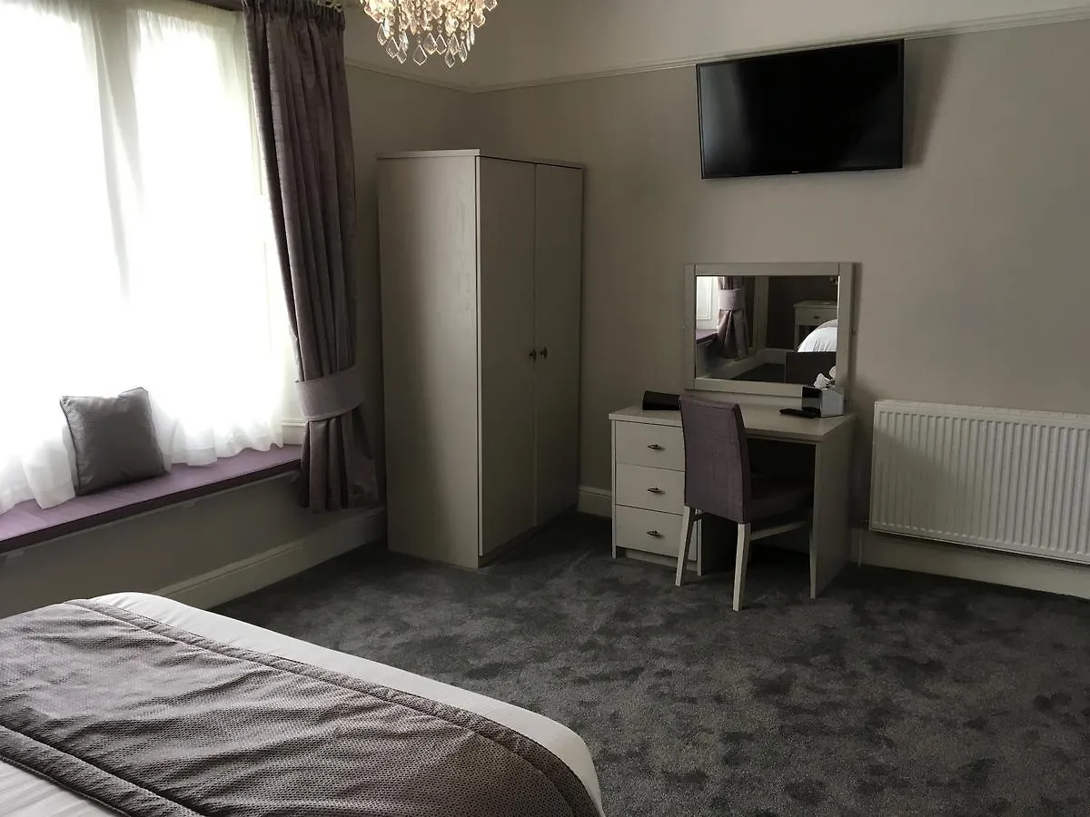 Maypole Inn Settle 3*,
